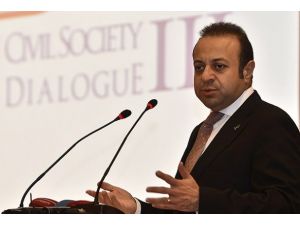 Rum kesimi gitsin KKTC ile anlaşsın