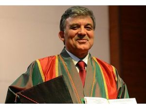 Cumhurbaşkanı Gül'e fahri profesörlük unvanı verildi