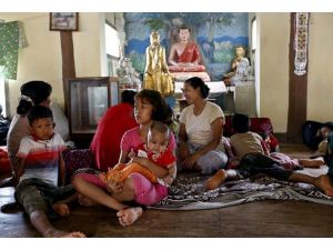 Myanmar'da 1200 Müslüman Budist tapınağında kalıyor