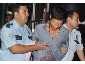 Cinnet geçirdi, bütün ailesini öldürdü