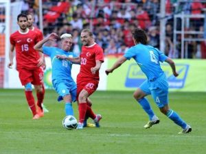 Milliler Slovenya'ya yenildi