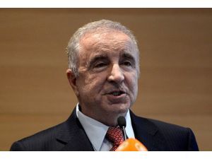 Ünal Aysal listesini açıkladı