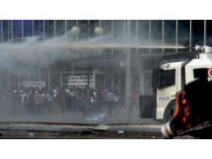 Ankara'da eylemcilere polis müdahalesi