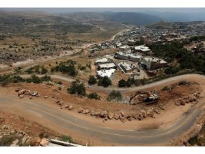 İsrail Golan tepelerindeki sınır bölgesini kapattı