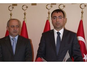 Atılan tweetlerde yakalım, yıkalım ifadeleri var