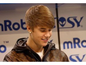 Justin Bieber uzaya gidiyor