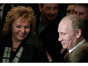 Putin eşinden boşandı