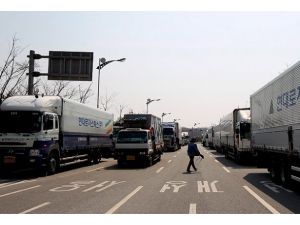 Güney ve Kuzey Kore yarın görüşmeye başlıyor