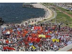 Eylemler Alsancak esnafını zarar ettirdi