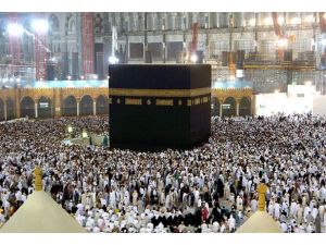 Umre vizelerinde süre kısalıyor