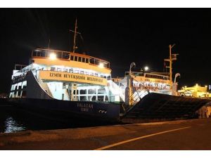 Feribot iskeleye çarptı: 3 yaralı