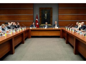 Arınç Balkan medyasını kabul etti