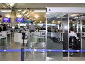 "Oyuncak pasaportla girişe" soruşturma