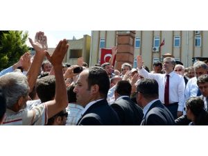 Gönüller birbirinden kopmuyor