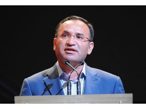 Uluslararası kamuoyunu yanlış yönlendiriyorlar