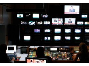 Samaras ERT'yi kapatma kararını savundu