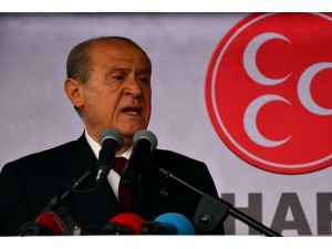 Bahçeli'den "bayrak" tepkisi