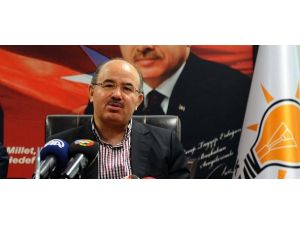 Tablo yerli yerine oturuyor