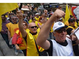 DİSK ve KESK'ten iş bırakma eylemi