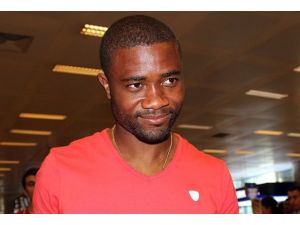 Chedjou, İstanbul'a geldi