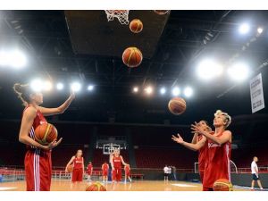 "Potanın Perileri" İtalya sınavında