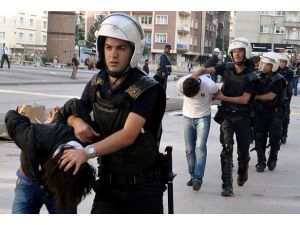 İstanbul'da olaylar kapsamında 2 kişi tutuklandı