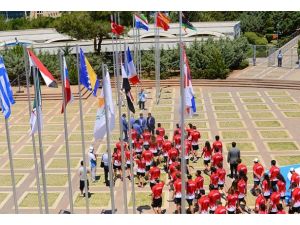 17. Akdeniz Oyunları'nda bayrak töreni
