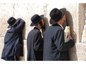 Ağlama Duvarı'nda tekbir getiren İsrailli öldürüldü