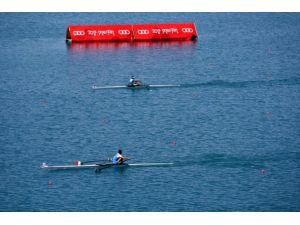 Kürek müsabakaları eleme yarışlarıyla başladı