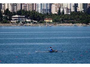 Türkiye finale kürek çekti