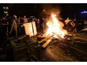 Gazetecilere saldırıya 4 gözaltı