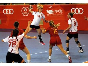 Hentbolda ikinci gün maçları tamamlandı