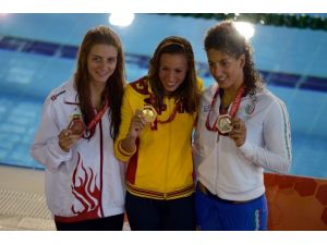 Yüzmede bronz madalya