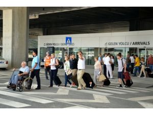 Turist sayısı 10 milyonu aştı