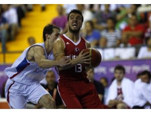 Basketbolda altın madalya Türkiye'nin