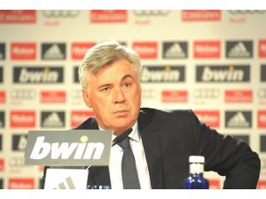 Real Madrid, Ancelotti'yi basına tanıtıldı