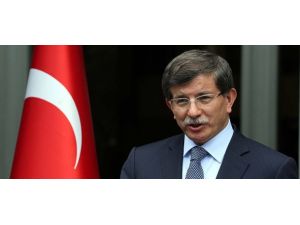 Bir çiçekle bahar gelmez