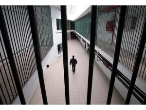 Hükümlüye yakınlarının ölümü veya hastalığında izin