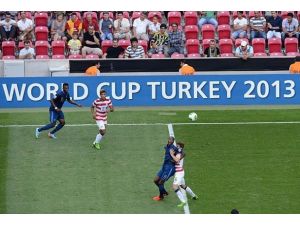 E ve F gruplarında son maçlar yarın