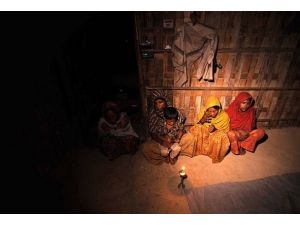 "On Bir Ayın Sultanı"nda dünya Müslümanlarına yardım eli