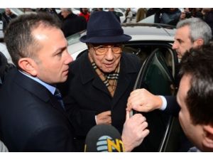 Karadayı hastaneye kaldırıldı