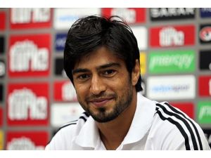 Sözleşmesi yenilendi