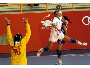 Akdeniz'de heyecan 10 branşta sürecek