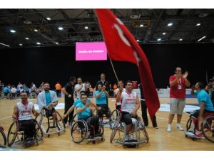 İlk maç Türkiye'nin