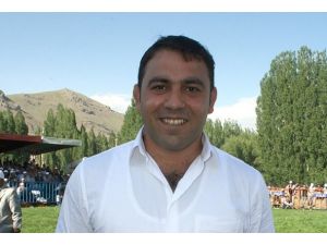 Güreşte tarih yazıldı