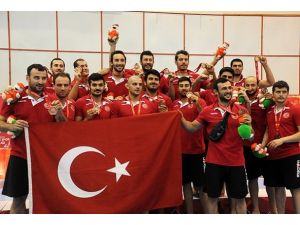 Akdeniz Oyunları'nda altın rekoru