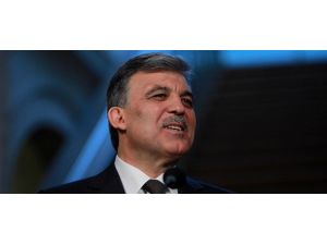 Gül altın madalya kazanan sporcuları kutladı