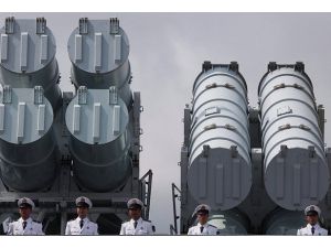 Çin'den tarihinin en büyük ortak tatbikatı