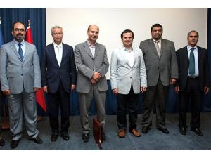 Arap dünyası ile aramızda "aracılar" istemiyoruz