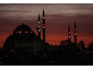 İngiliz kanalı ramazan ayı boyunca sabah ezanını canlı yayımlayacak